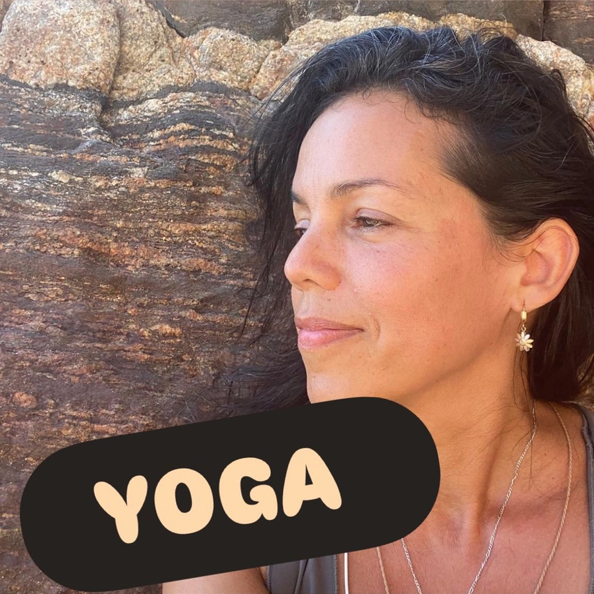Portrait de Leelama votre professeur de yoga