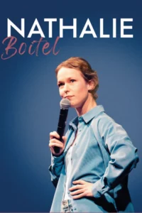 Affiche de Nathalie Boitel pour son one woman show au Petit BIjou de Biarritz, une photo d'elle meme sur scène, très sérieuse, micro à la main