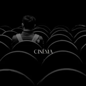 Affichette pour les cours de cinéma, une photo de sièges de cinéma avec un spectateur de dos